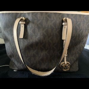Michael kors purse